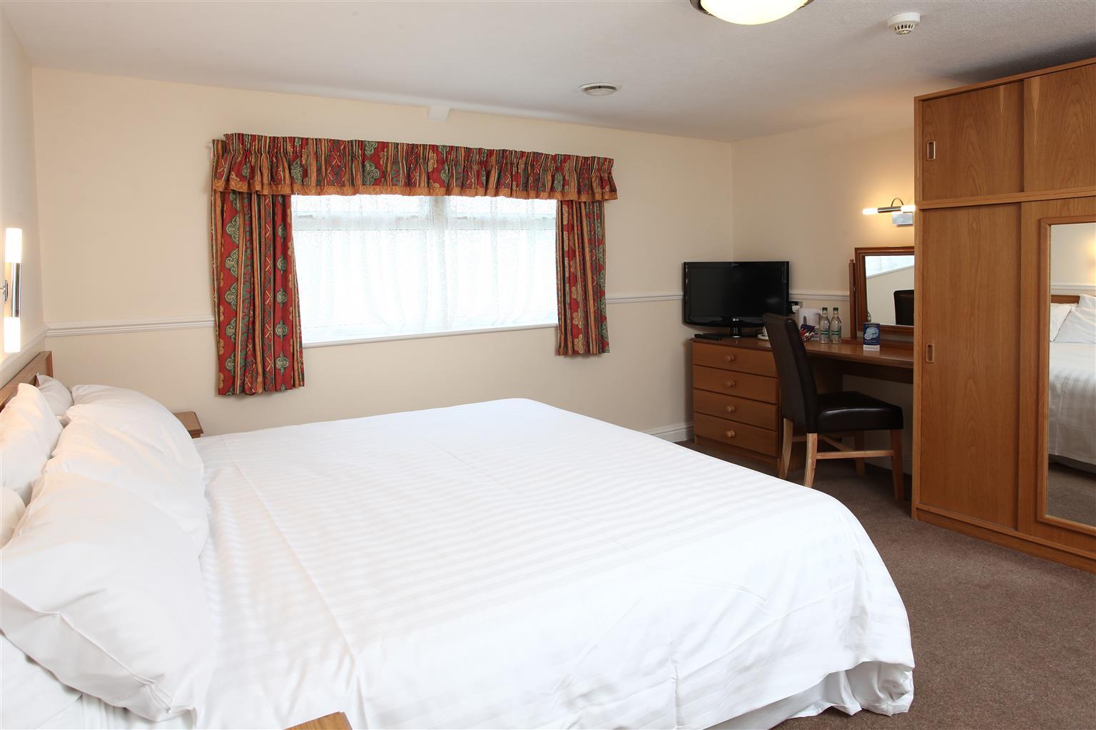 North Shore Hotel